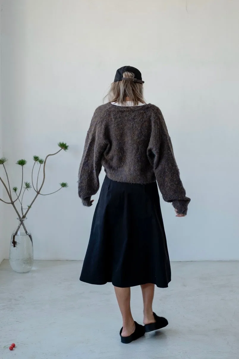 ( BLACK / BEIGE ) BELT BAG MIDI A LINE SKIRT *LAST ONE*