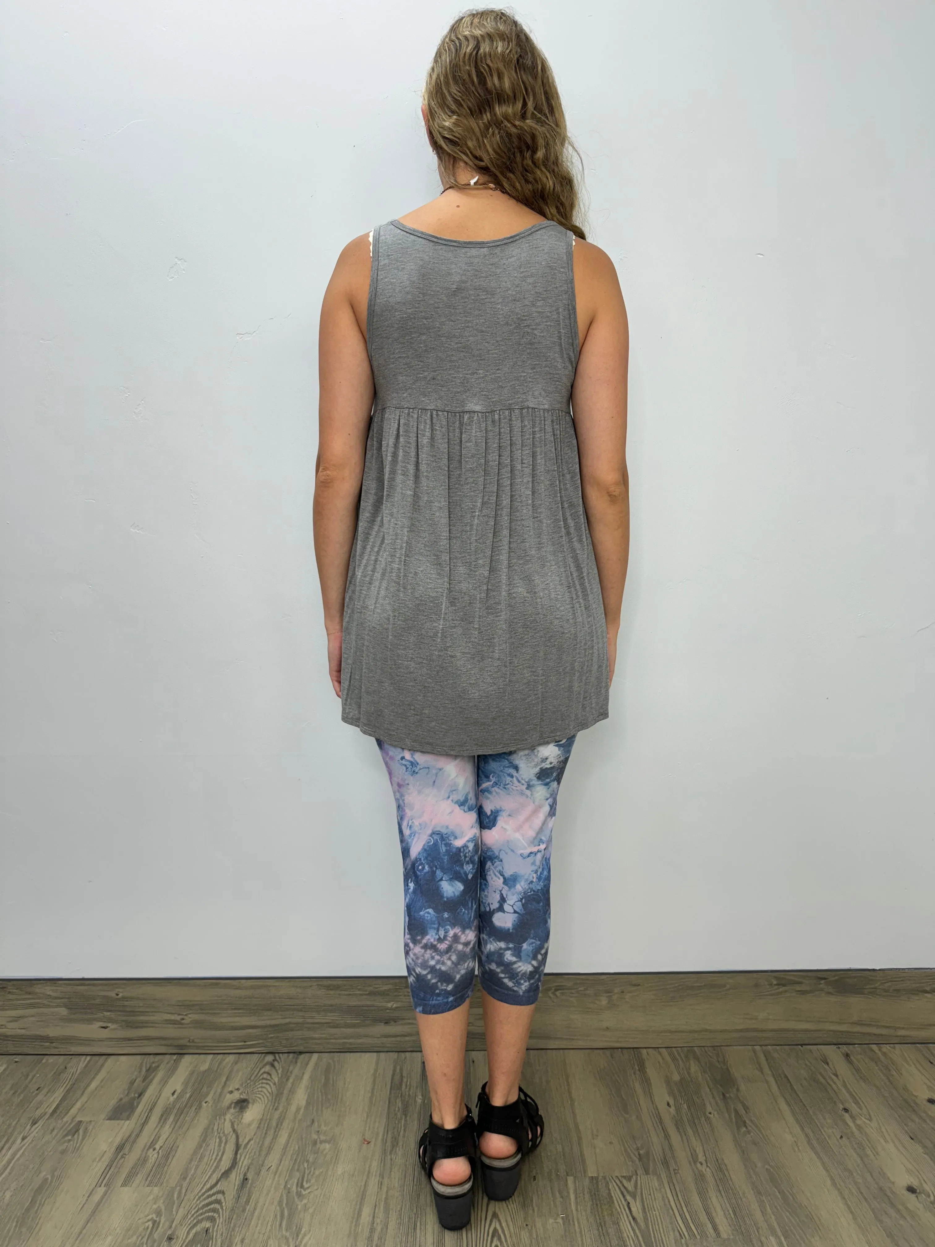 2AM Petite Sleeveless Solid Tunic Tank V Grey