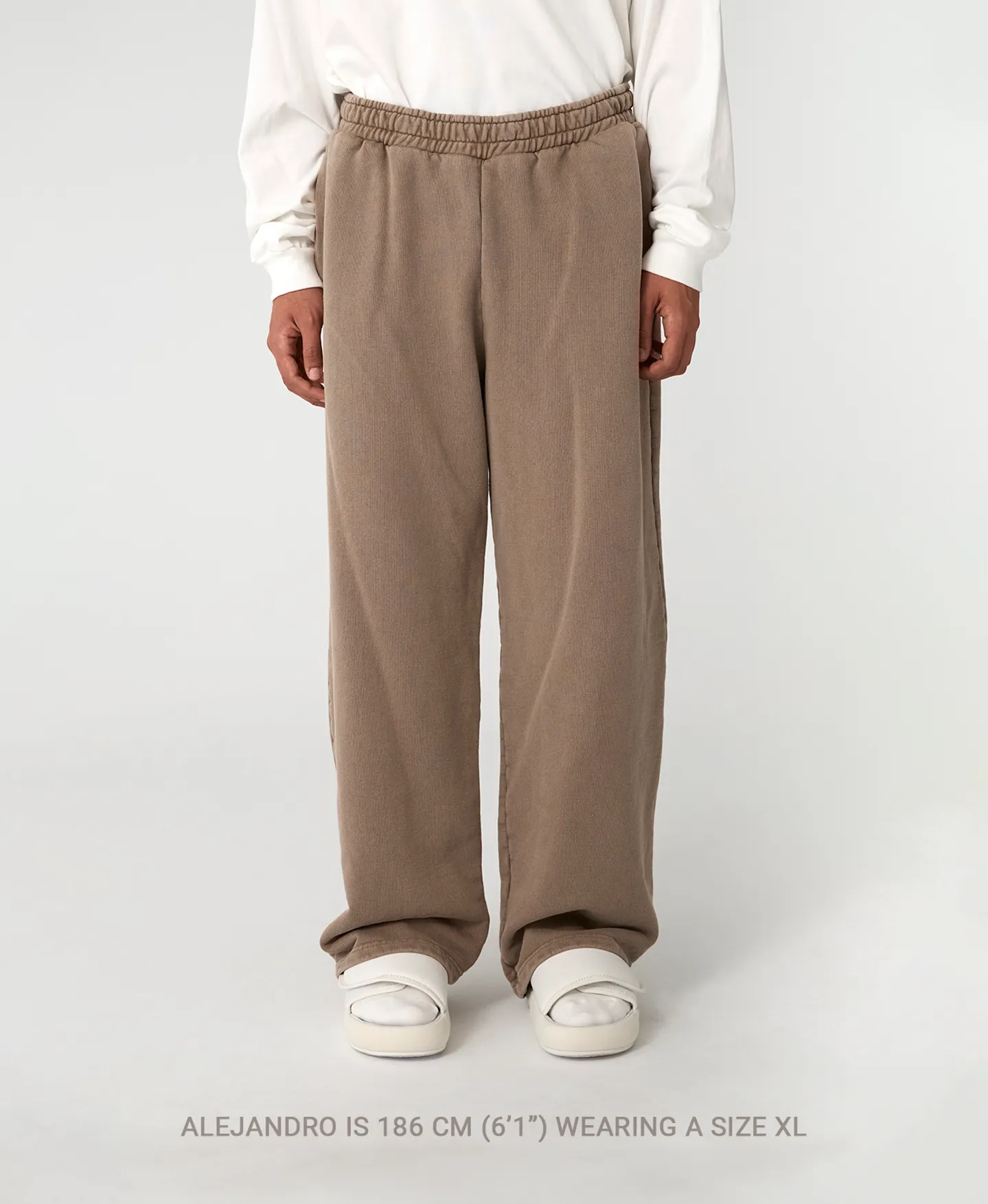 600 GSM 'Vintage Taupe' Straight-leg Pants