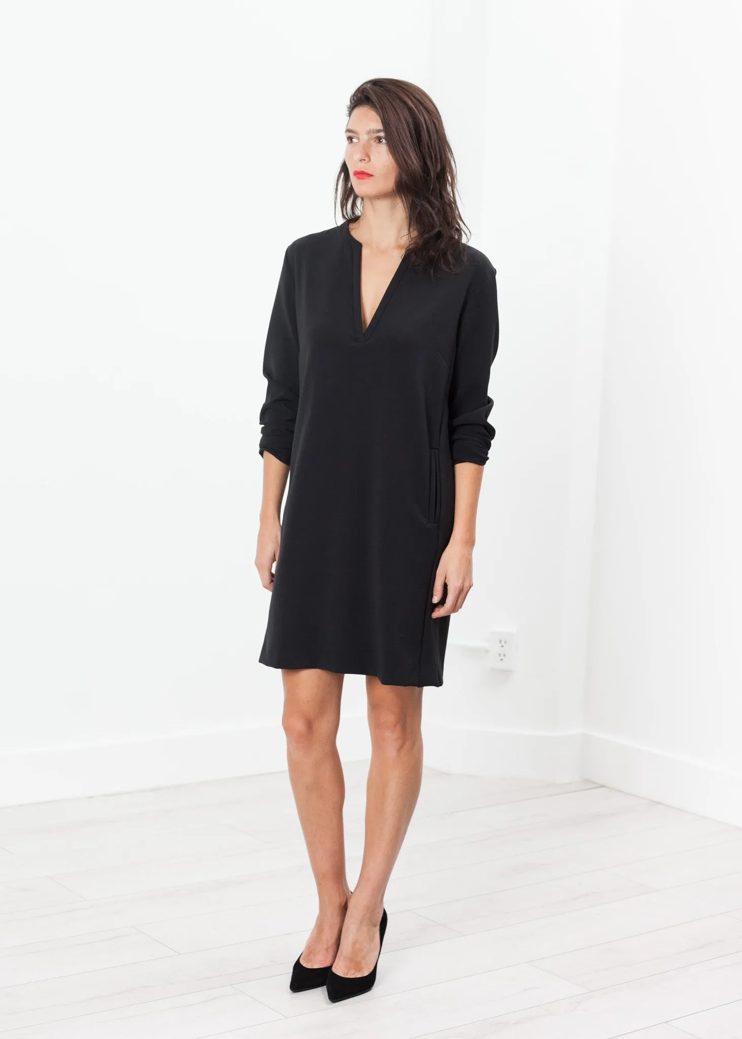 A-Line Pocket Shift in Black -UEB
