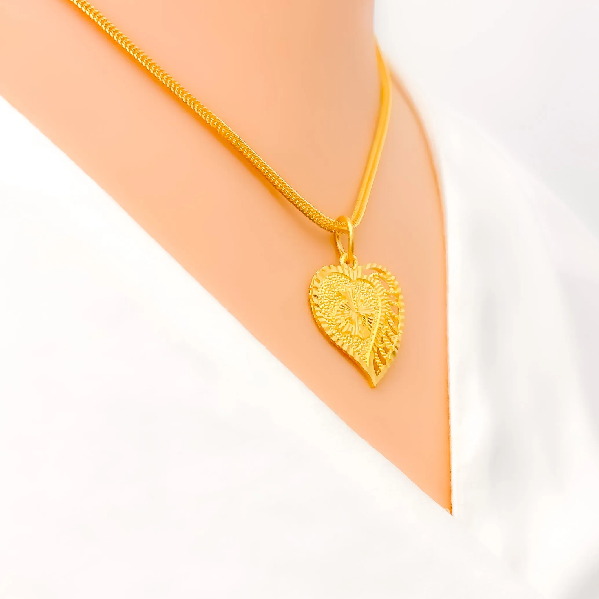 Asymmetrical Allah Heart Pendant