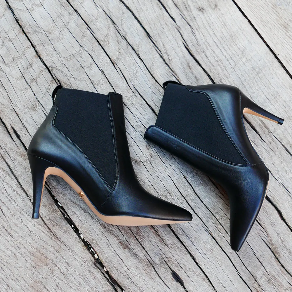 BISOUS - black leather