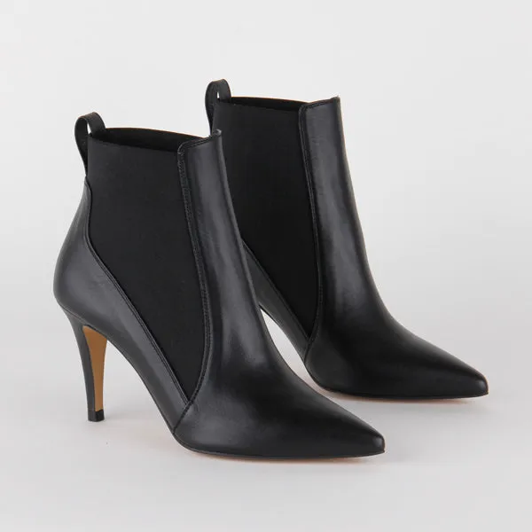 BISOUS - black leather