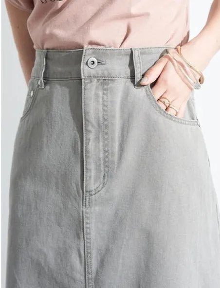 Body Slit Denim Skirt