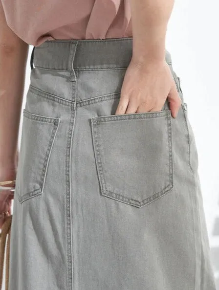 Body Slit Denim Skirt