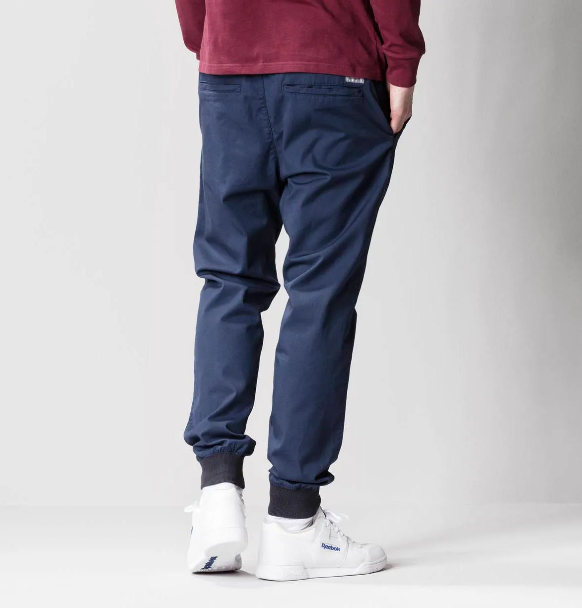 Carhartt WIP Madison Jogger – Blue – Rinsed
