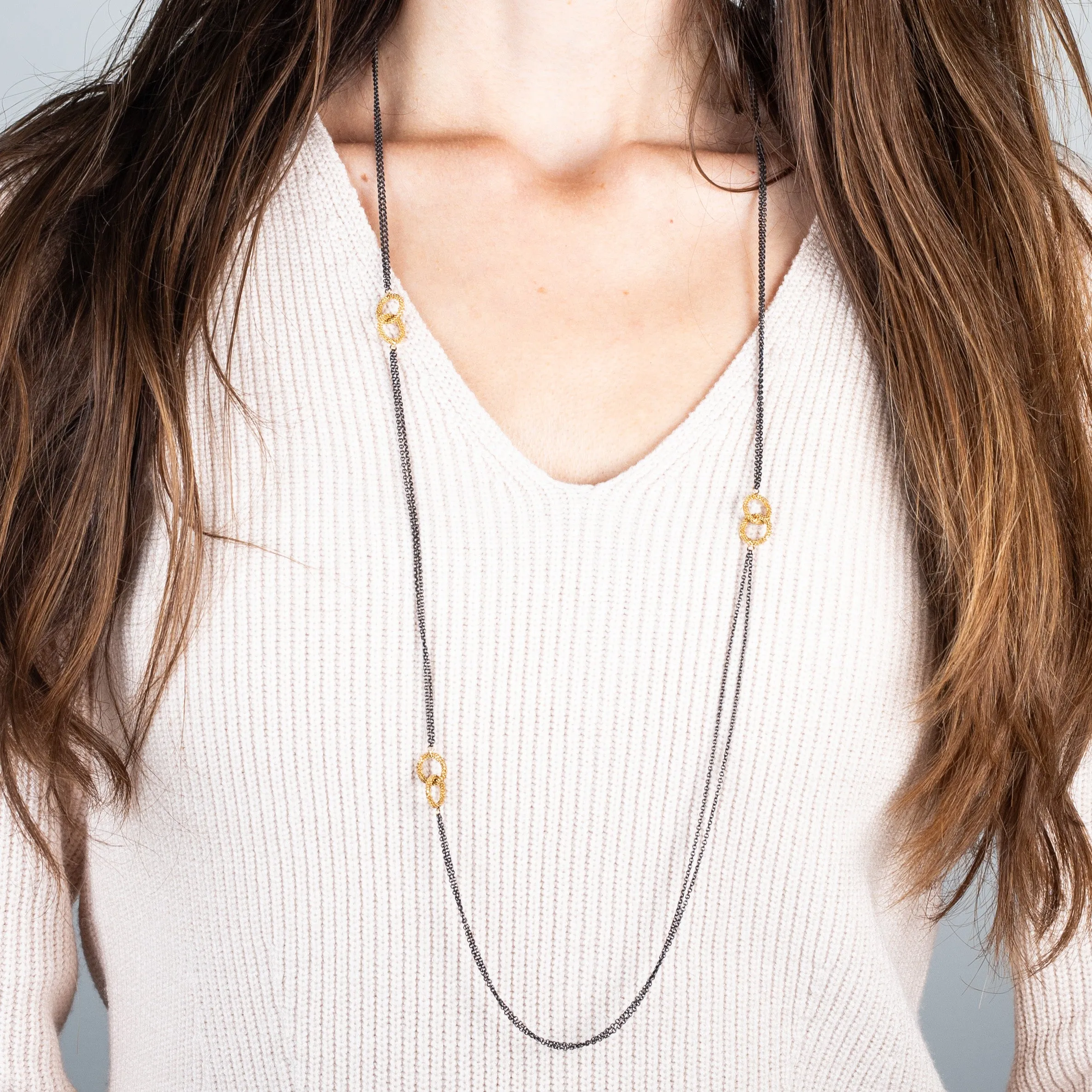 Contrast Asymmetrical Double-Hoop Necklace