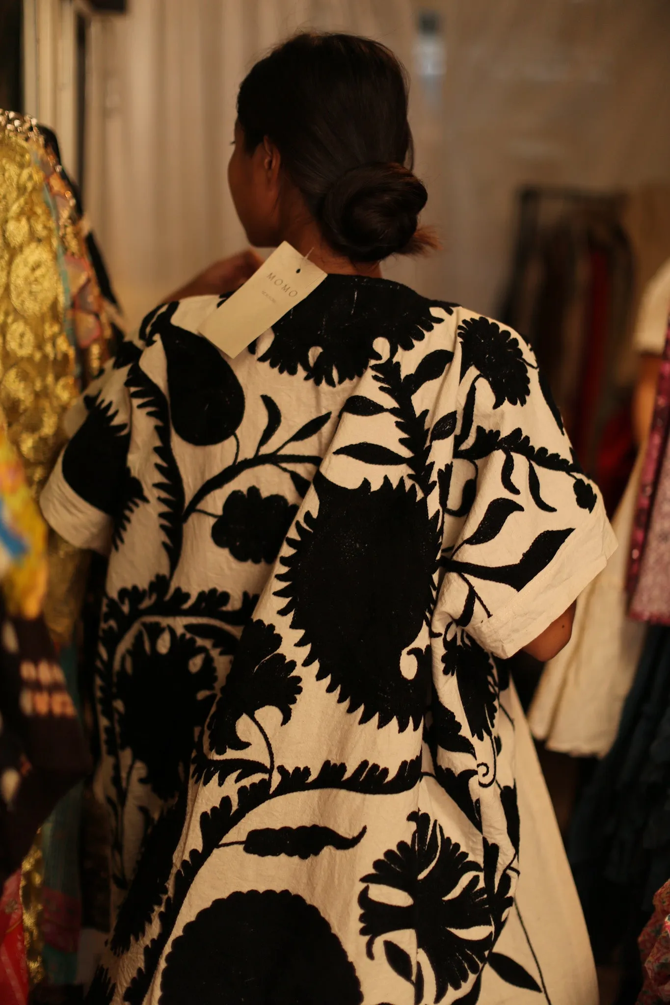 EMBROIDERED KIMONO LUNA