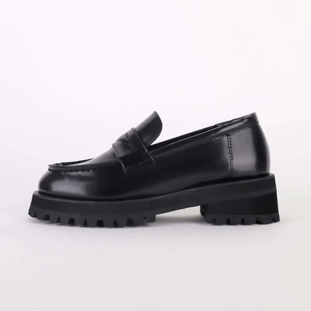 EMIKA Brogues - Stylish Leather Womens Oxford Shoes