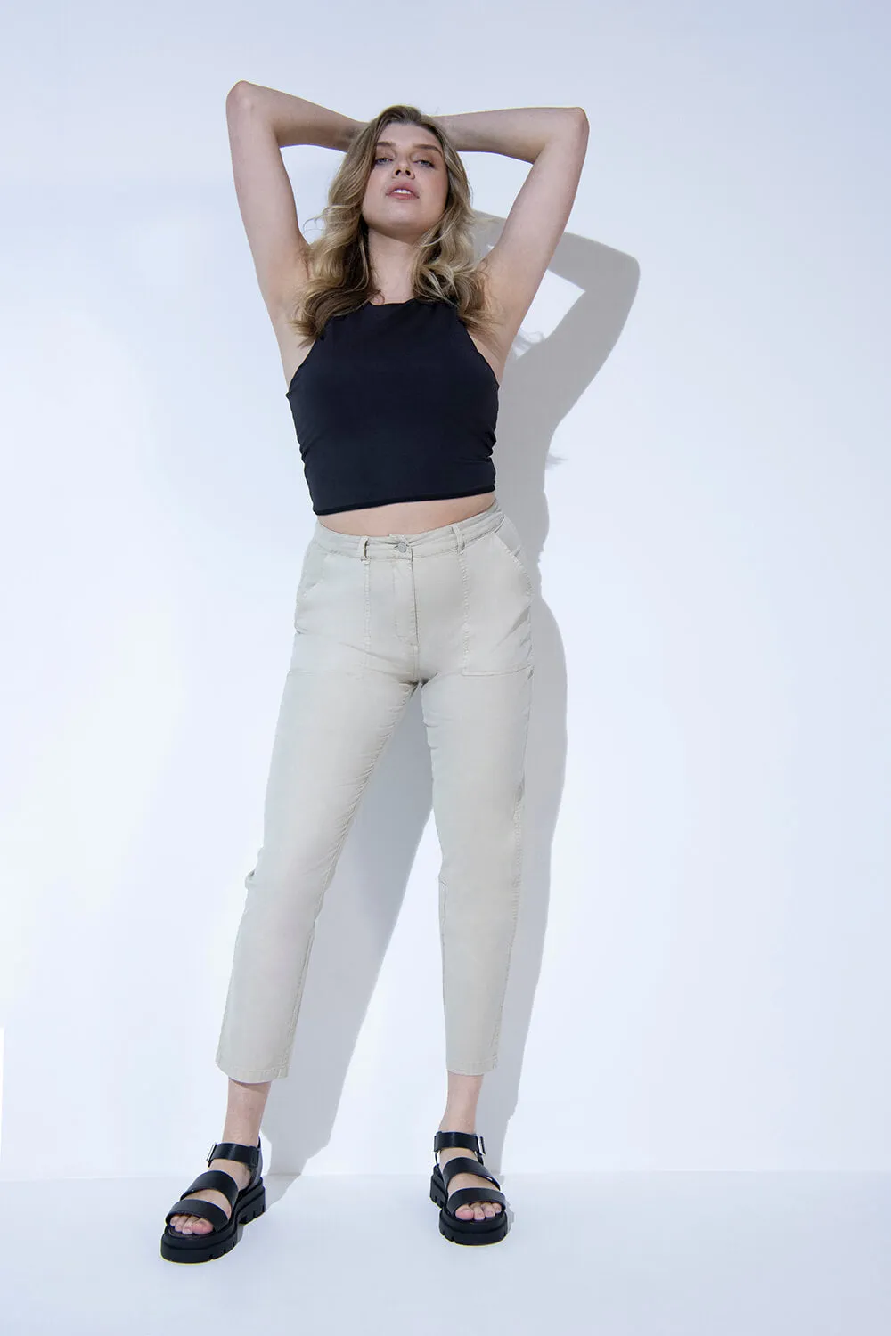 Everyday Chino Trousers - Beige