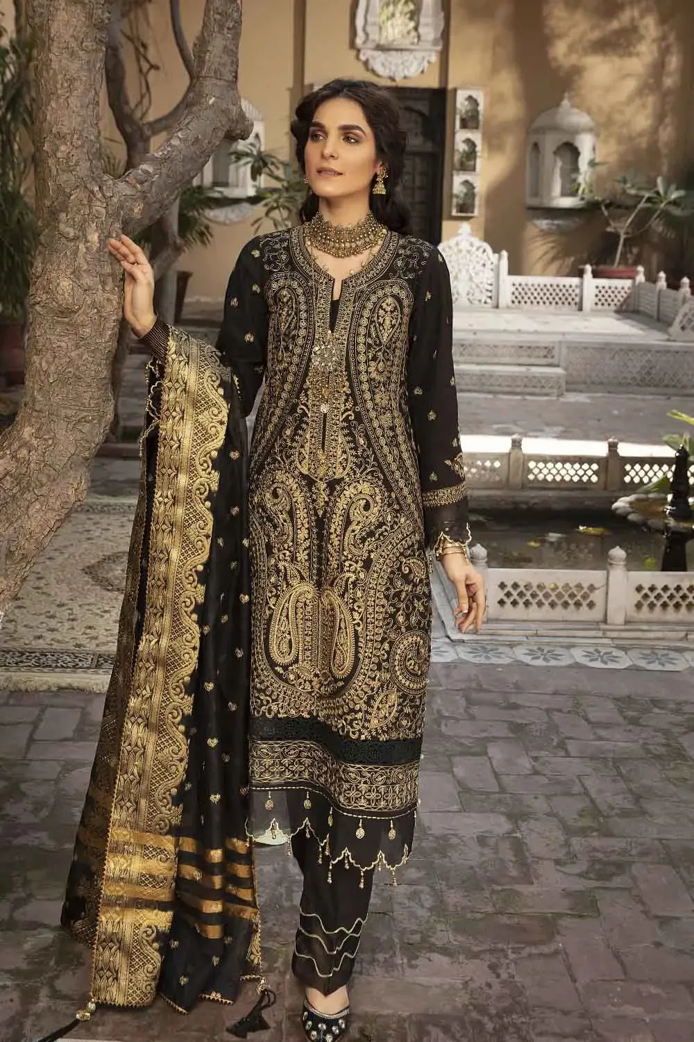 Gul Ahmed Lawn Collection (FE-22041)