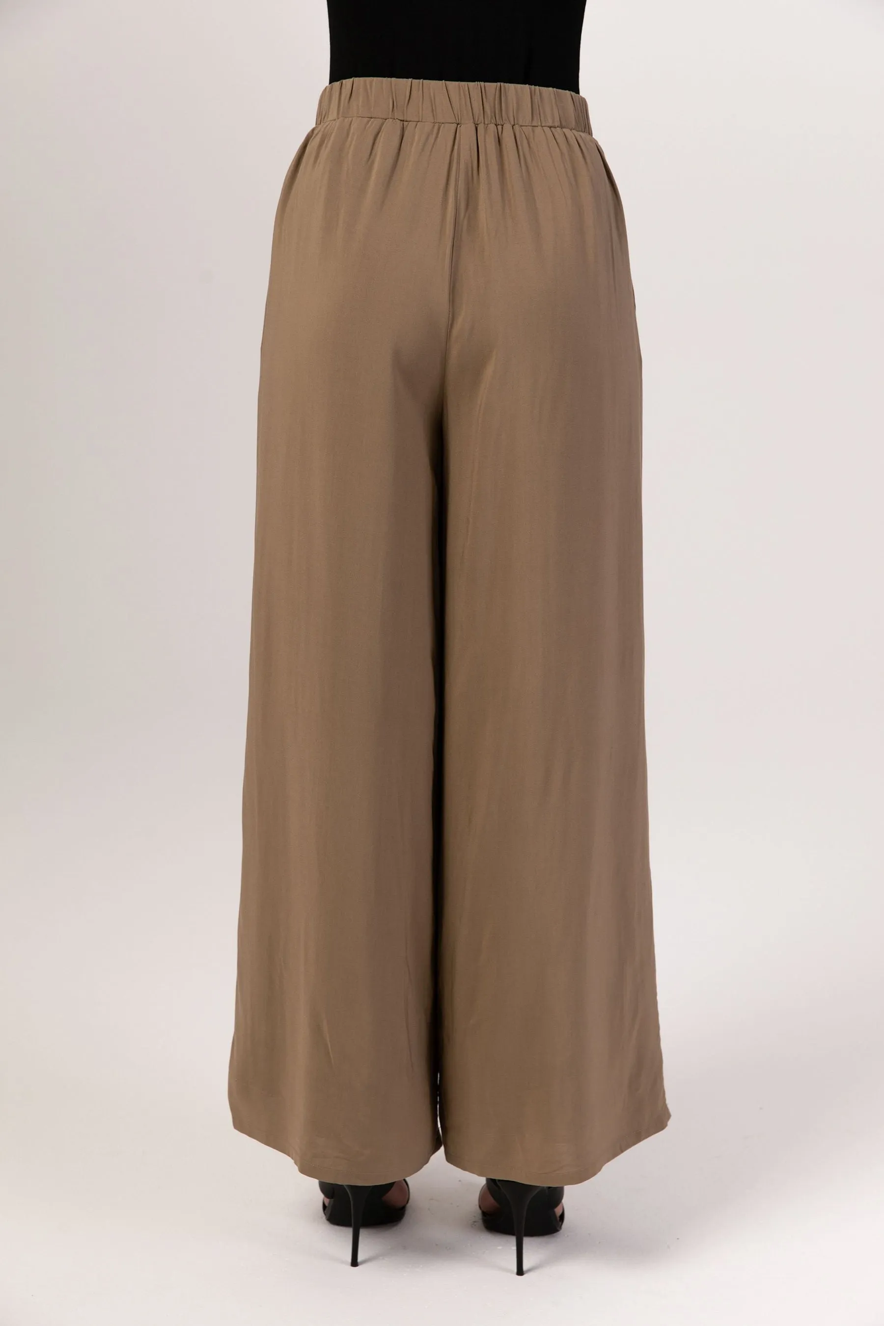 Hafsa Wide Leg Trousers