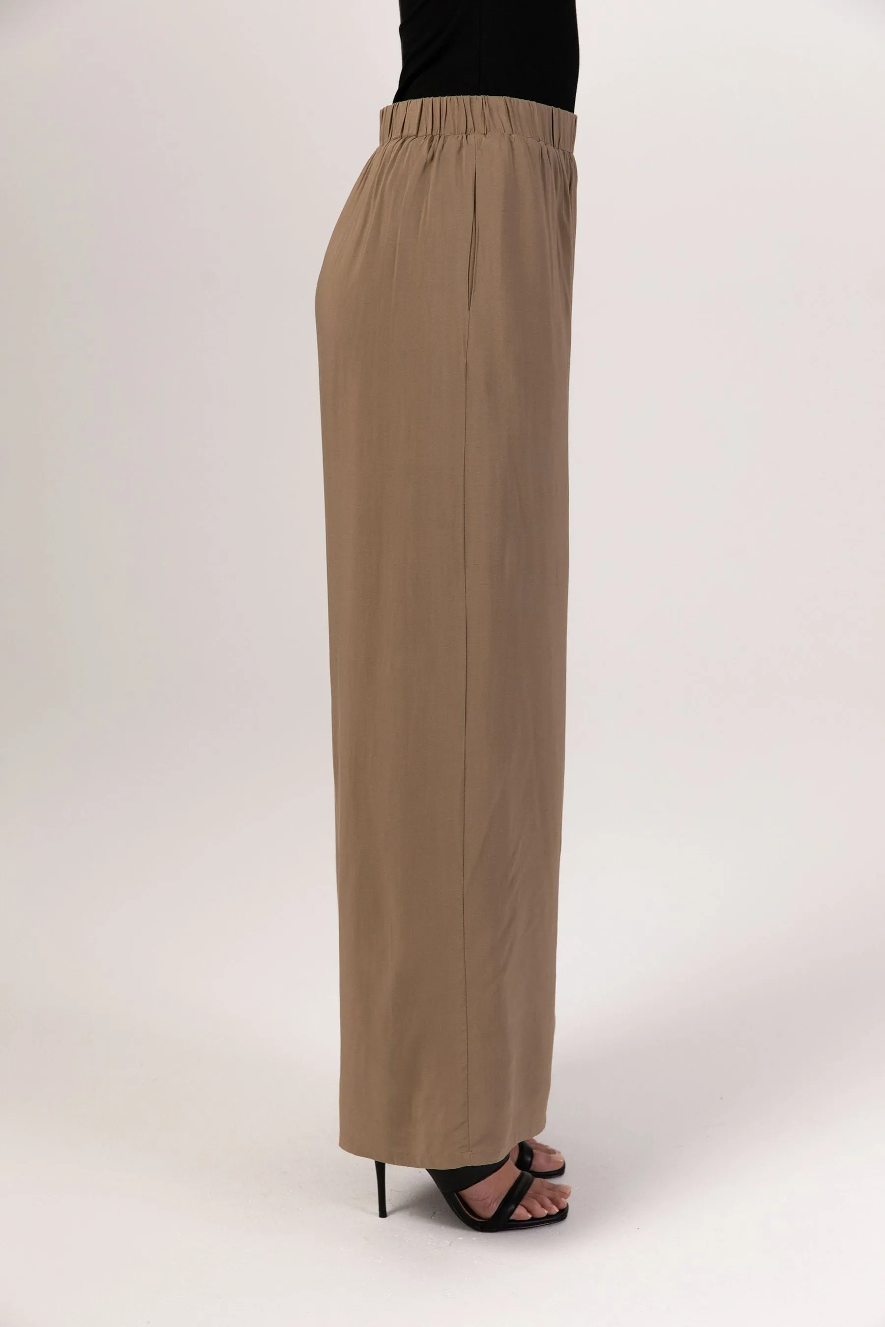 Hafsa Wide Leg Trousers