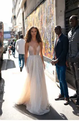 Hillary | Liz Martinez Womens Elegant Evening Dress - Sleek Design with Stylish Accents