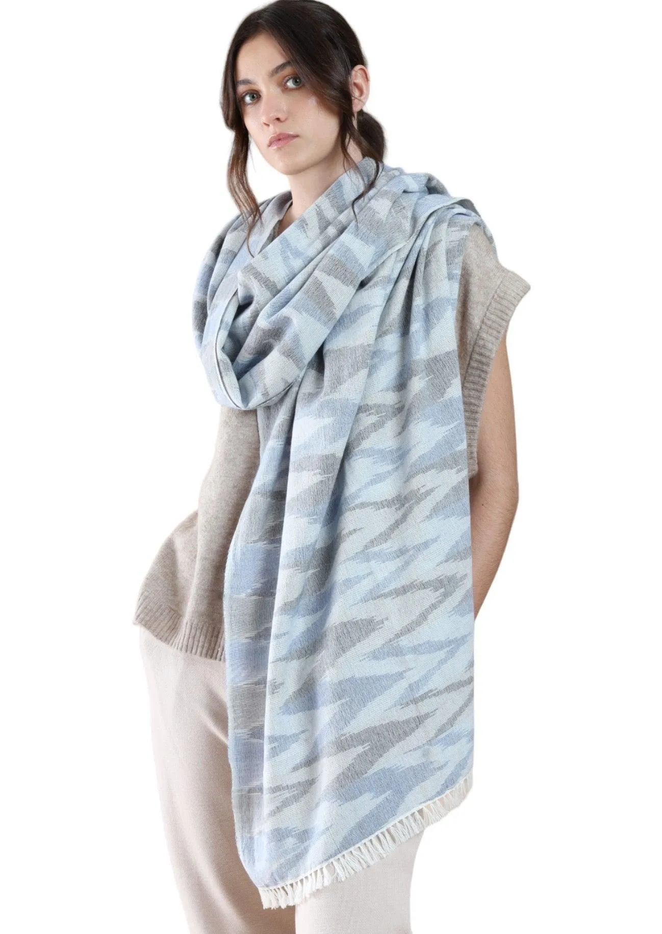 IKAT WRAP  BLUE GREY