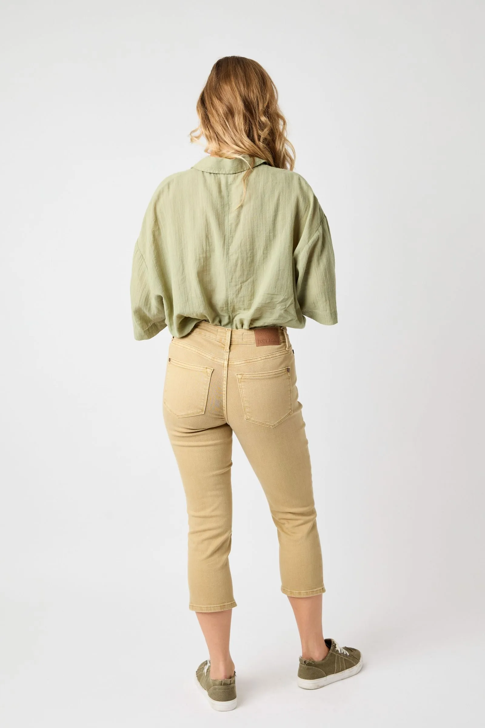 Judy Blue Mid Rise Garmet Dyed Khaki Capri Denim 78108