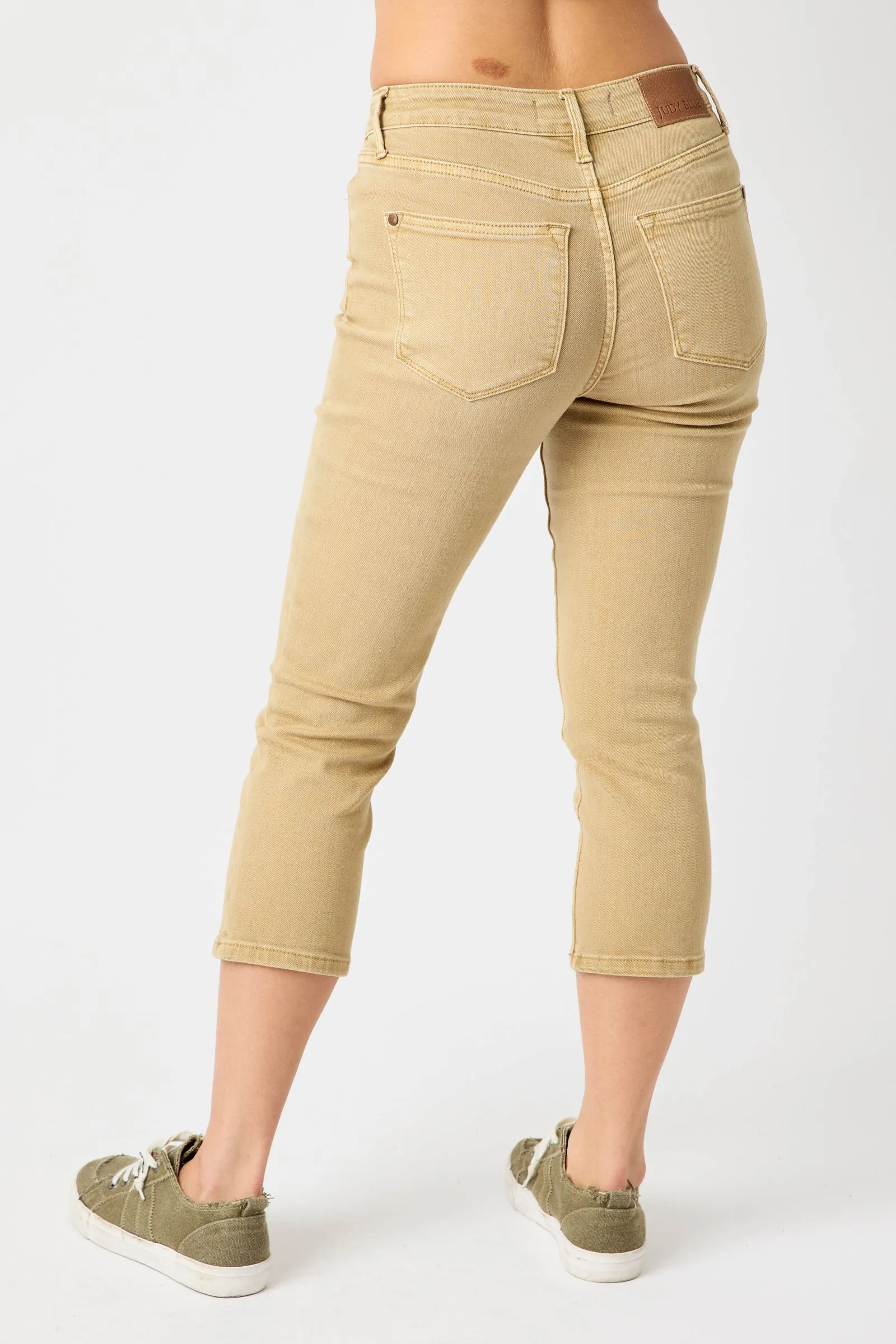 Judy Blue Mid Rise Garmet Dyed Khaki Capri Denim 78108