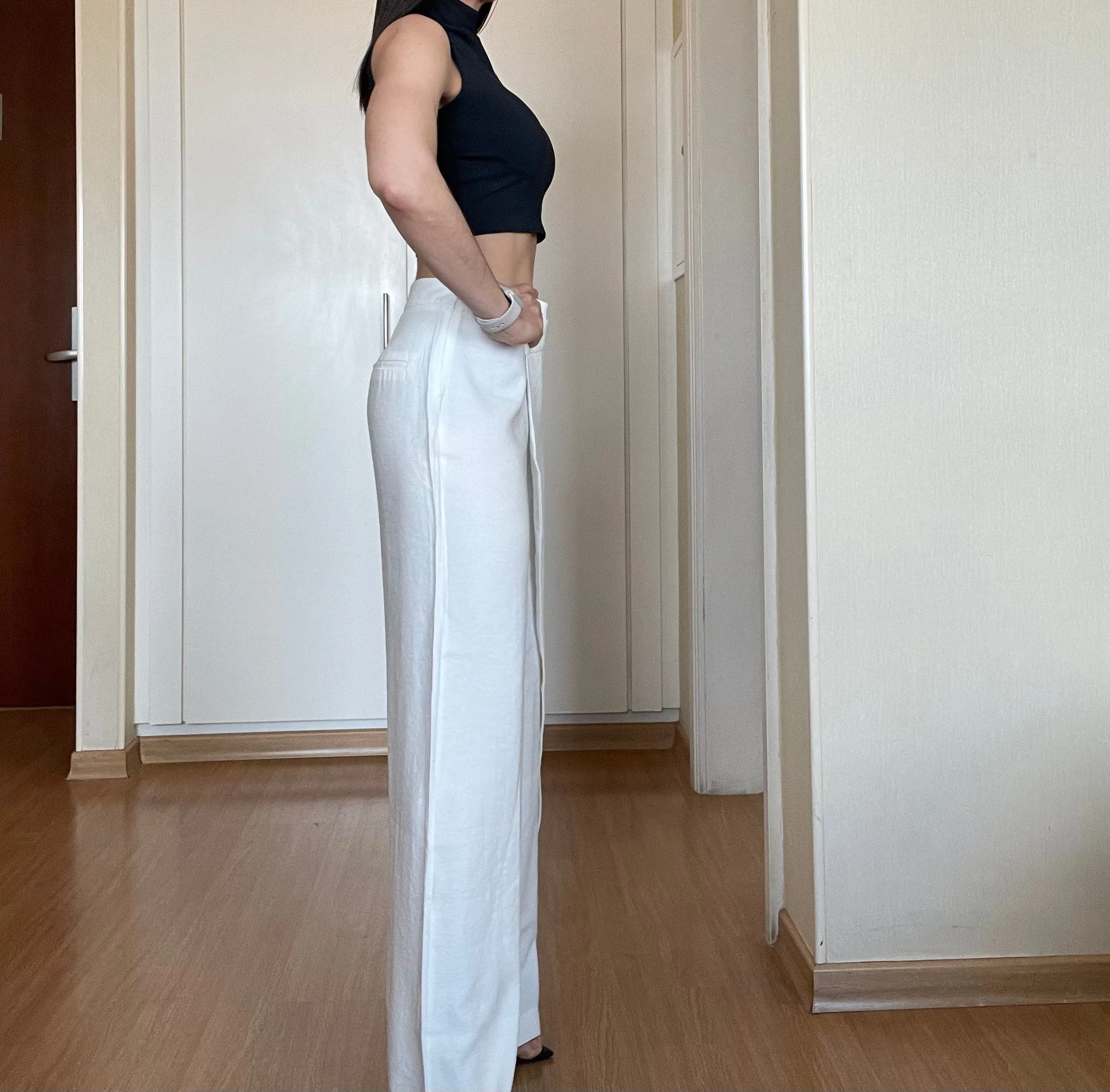 Lizmar White Asymmetrical Pant