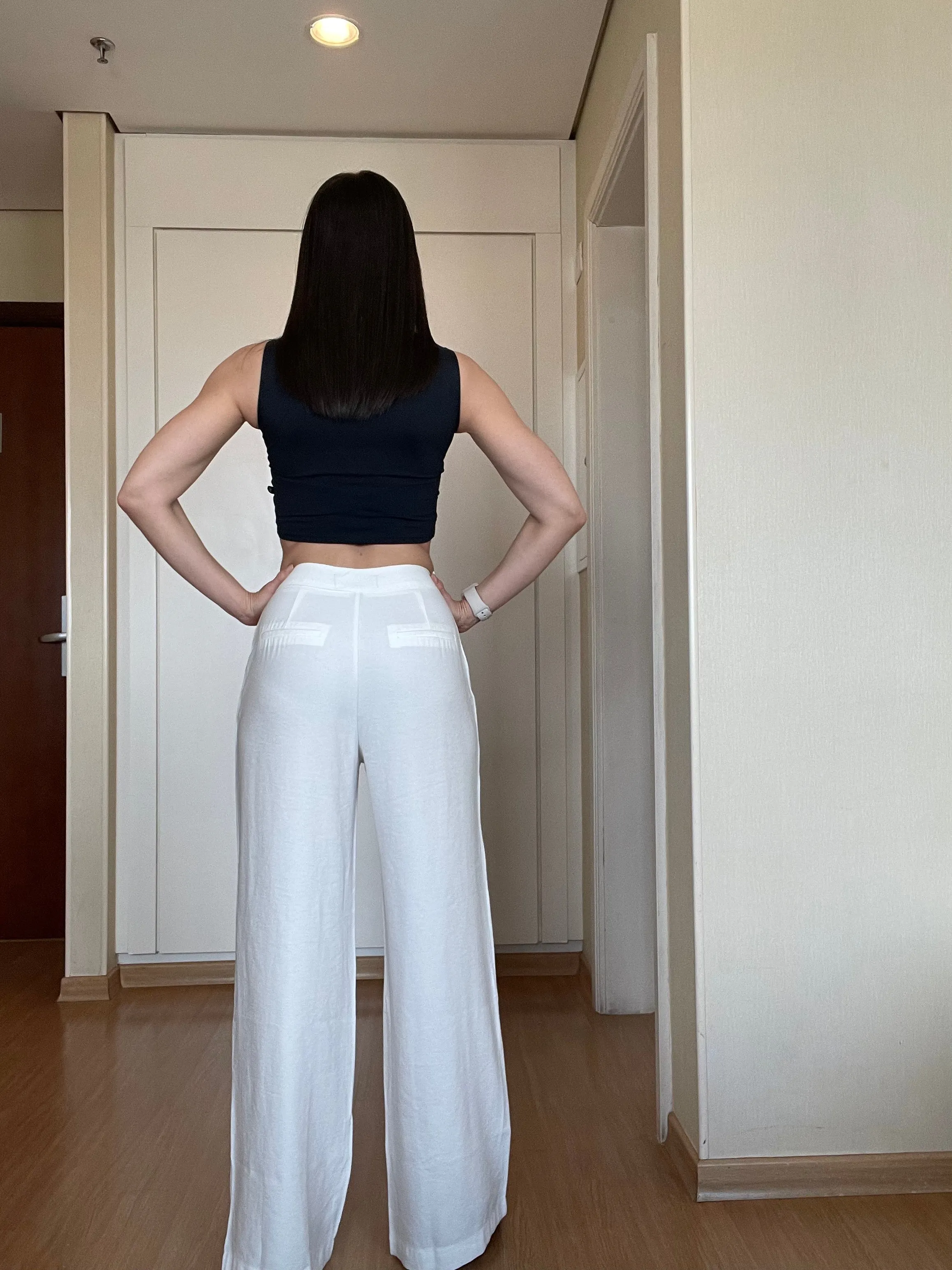 Lizmar White Asymmetrical Pant
