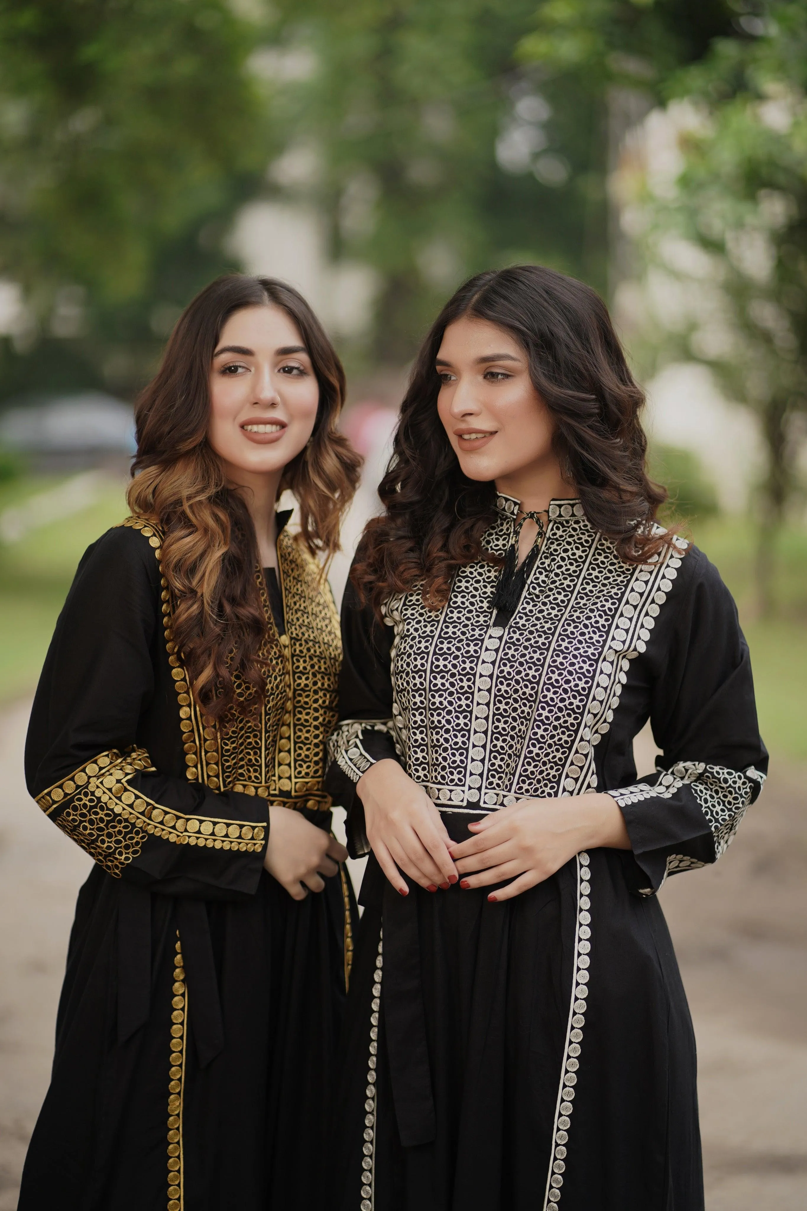 Mono-Black Mustard Jalabia