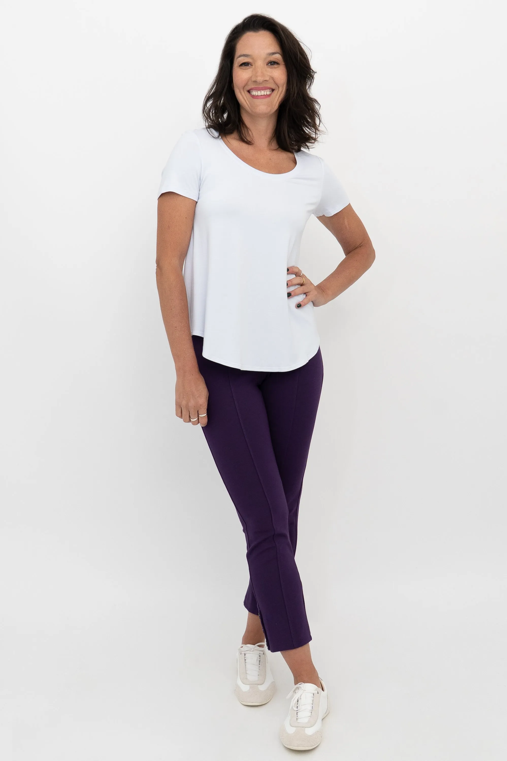Nadine Crop, Royale, Modal