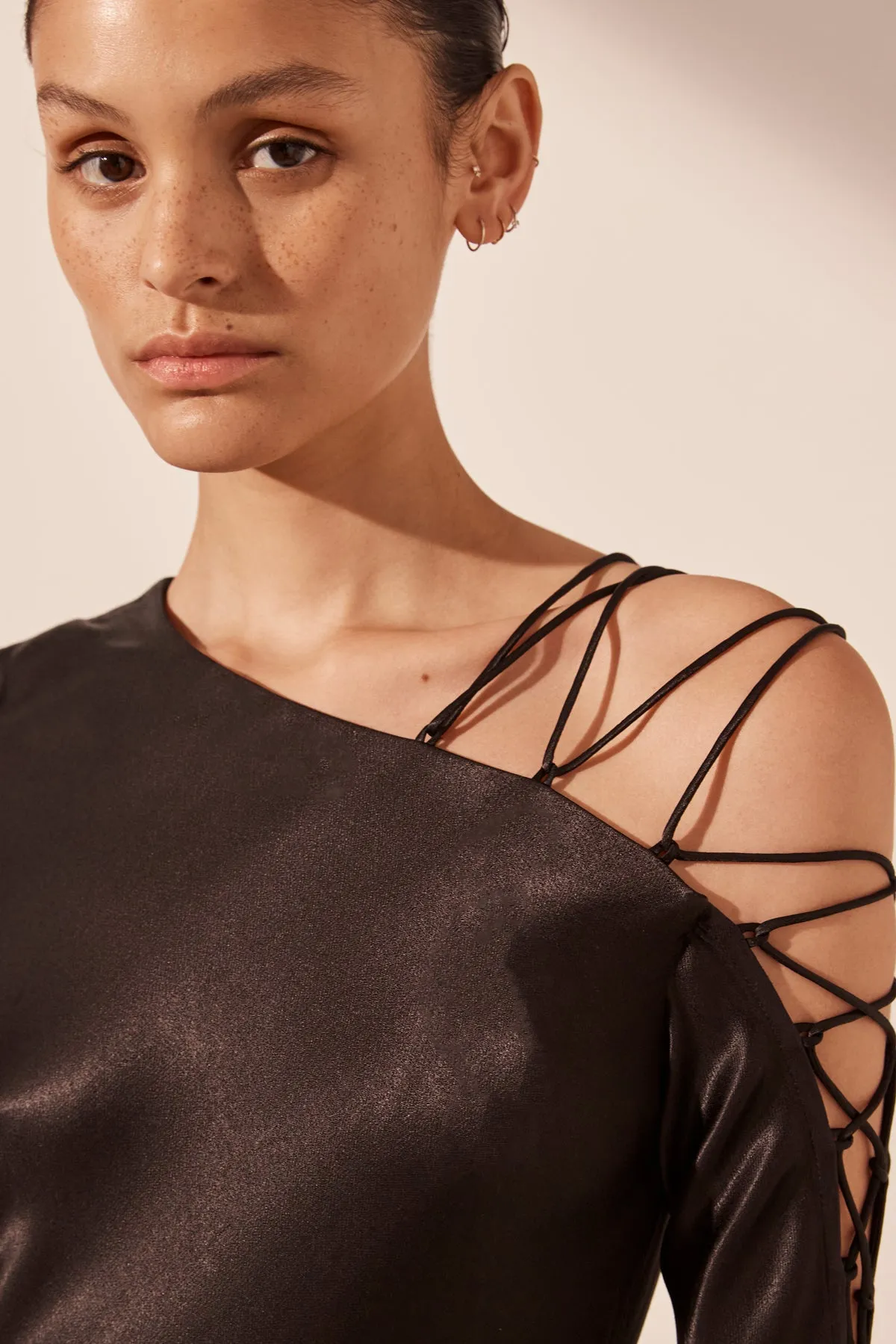 NORA LACE DETAIL MAXI DRESS - BLACK