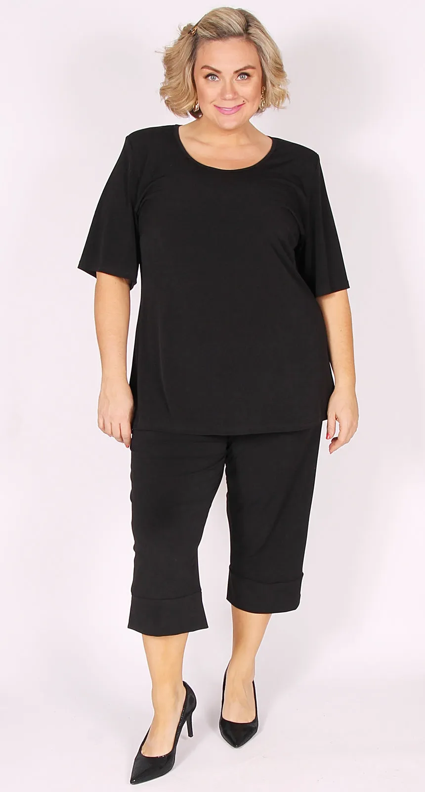 Rikki Round Neck Top Black
