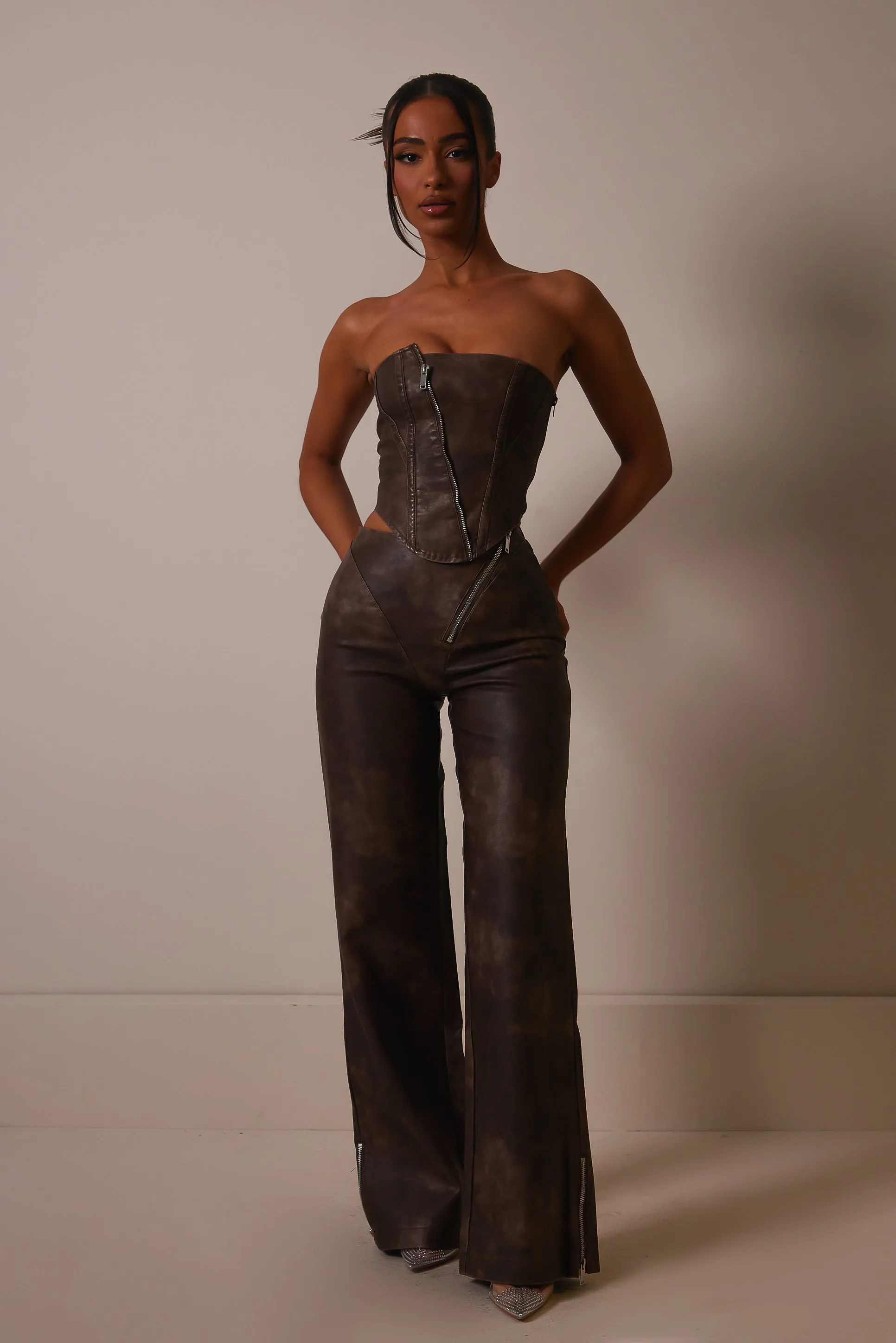 The Asymmetric zip distress leather trousers- Brown