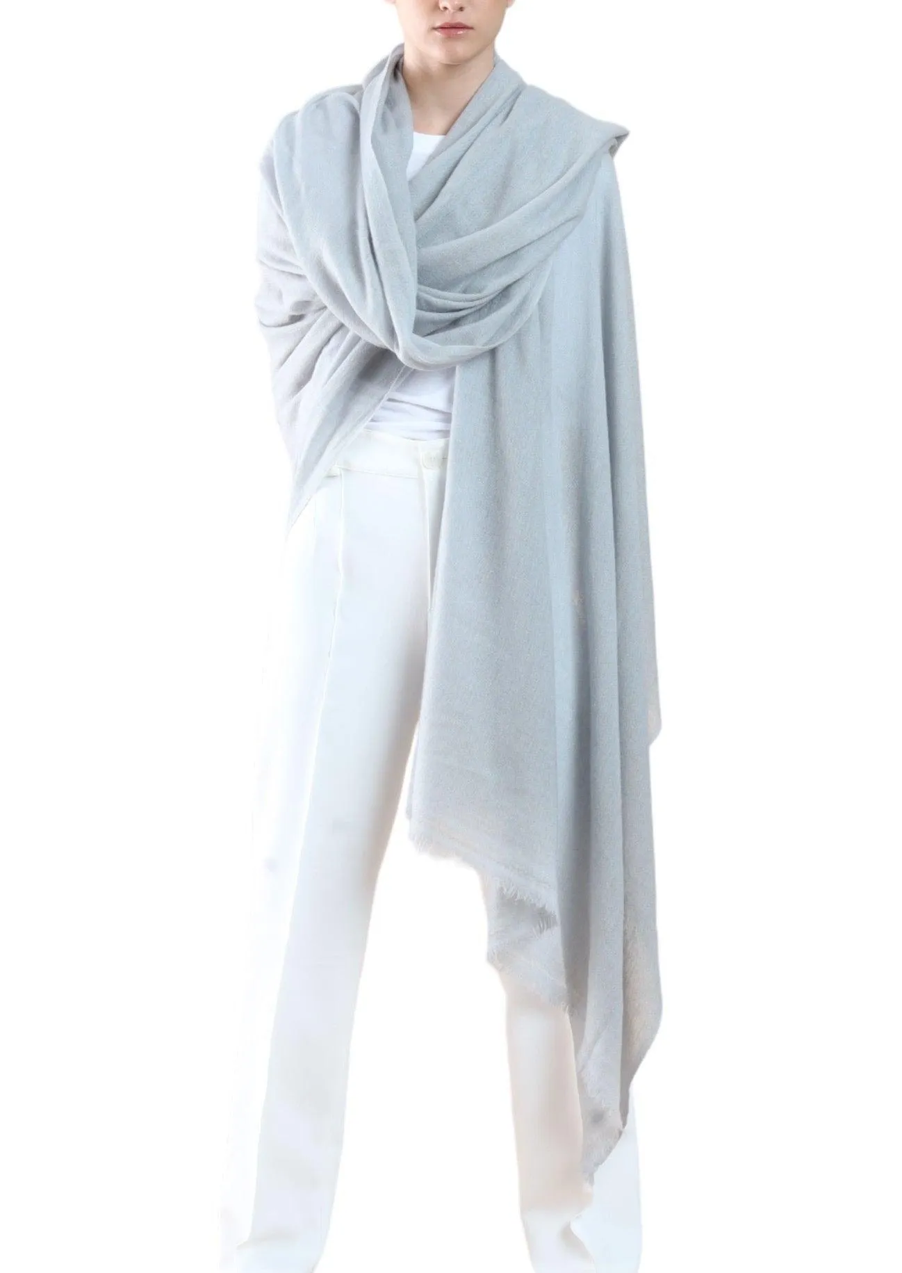 TRAVEL WRAP LIGHT GREY
