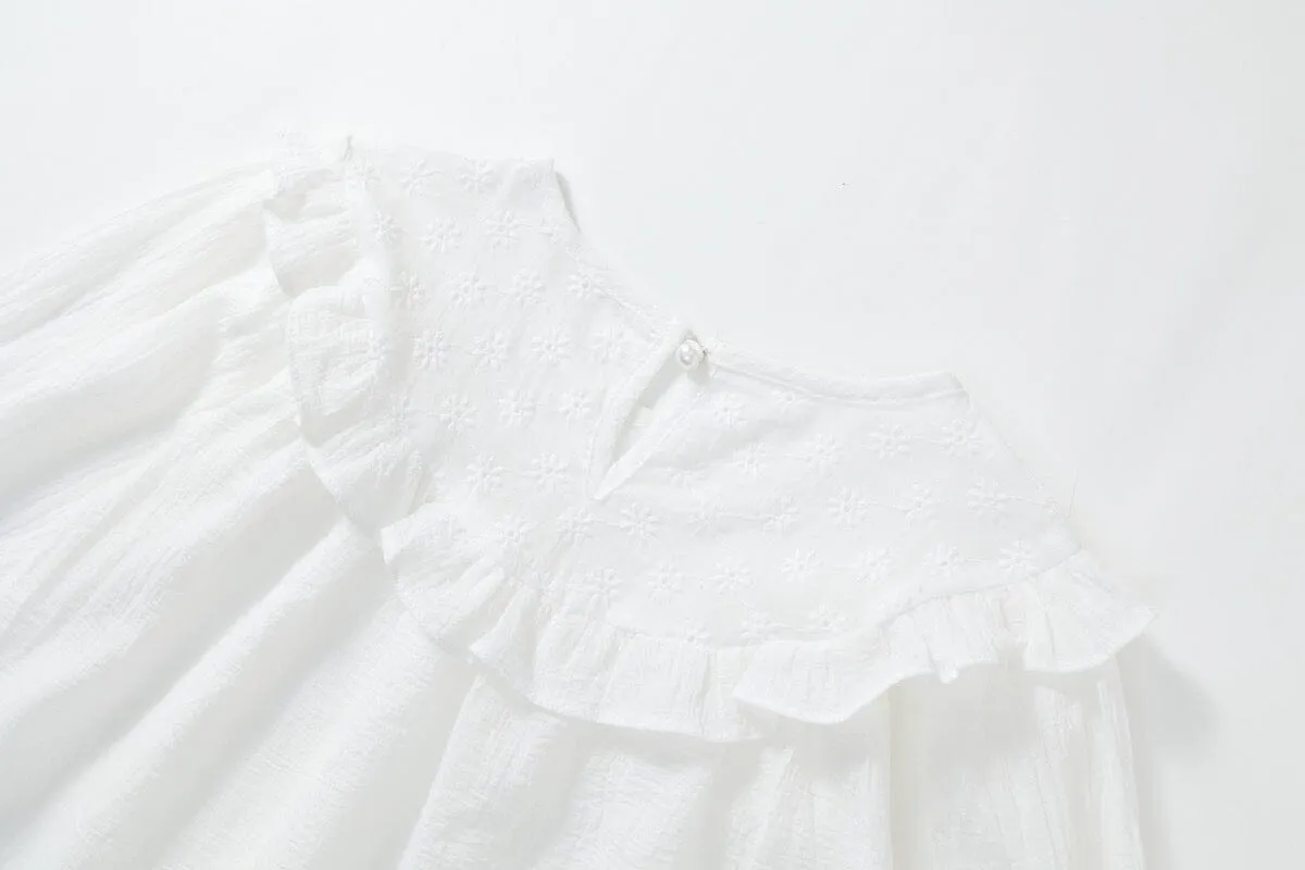 Valeria Embroidery Long Sleeves Lace Top