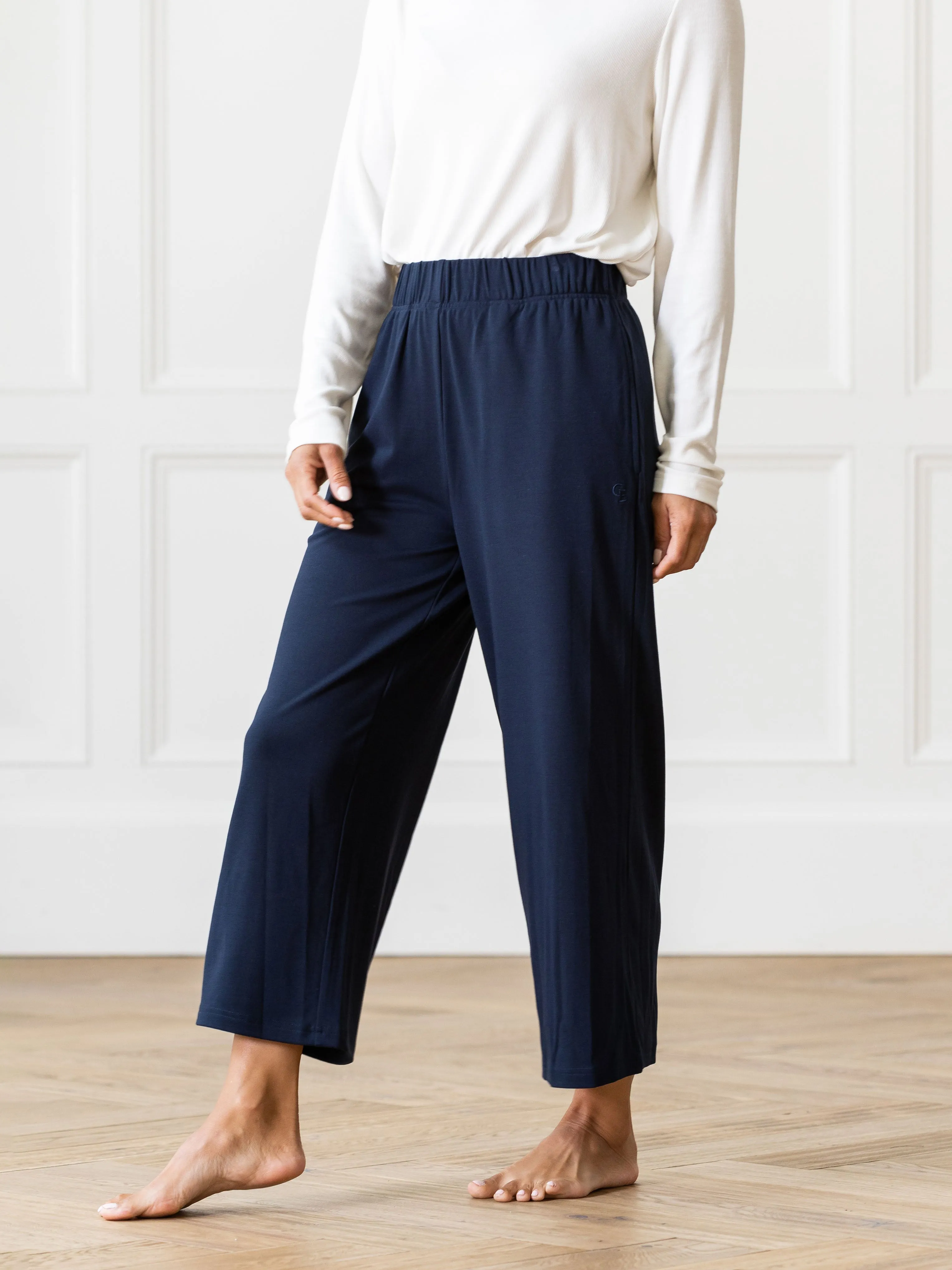 Women's Brushed Bamboo Pull On Capri