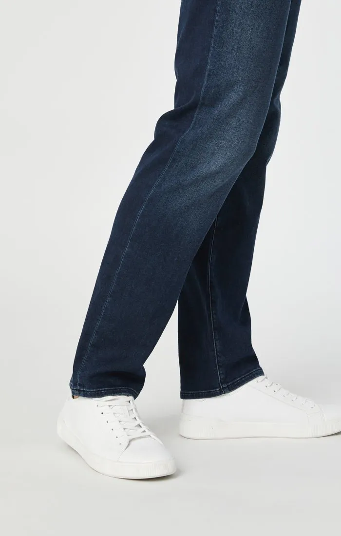 ZACH STRAIGHT LEG IN BLUE BLACK ATHLETIC