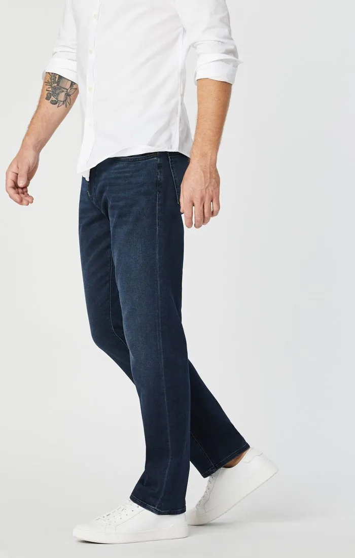 ZACH STRAIGHT LEG IN BLUE BLACK ATHLETIC
